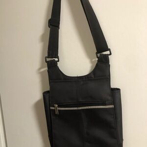 Black Crossbody Organizer Tote with Front Zip  chevegnion
